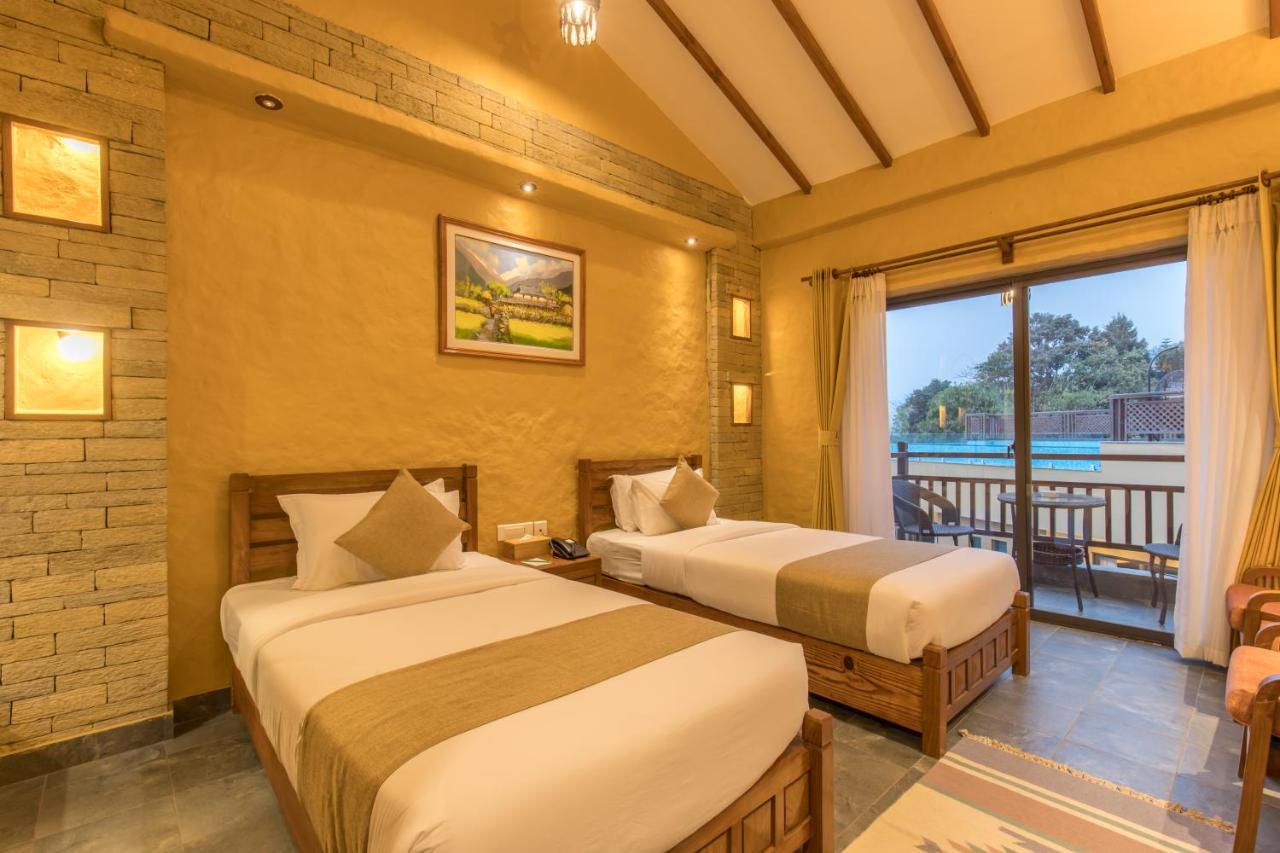 Bar Peepal Resort Pokhara Eksteriør billede Deluxe Room